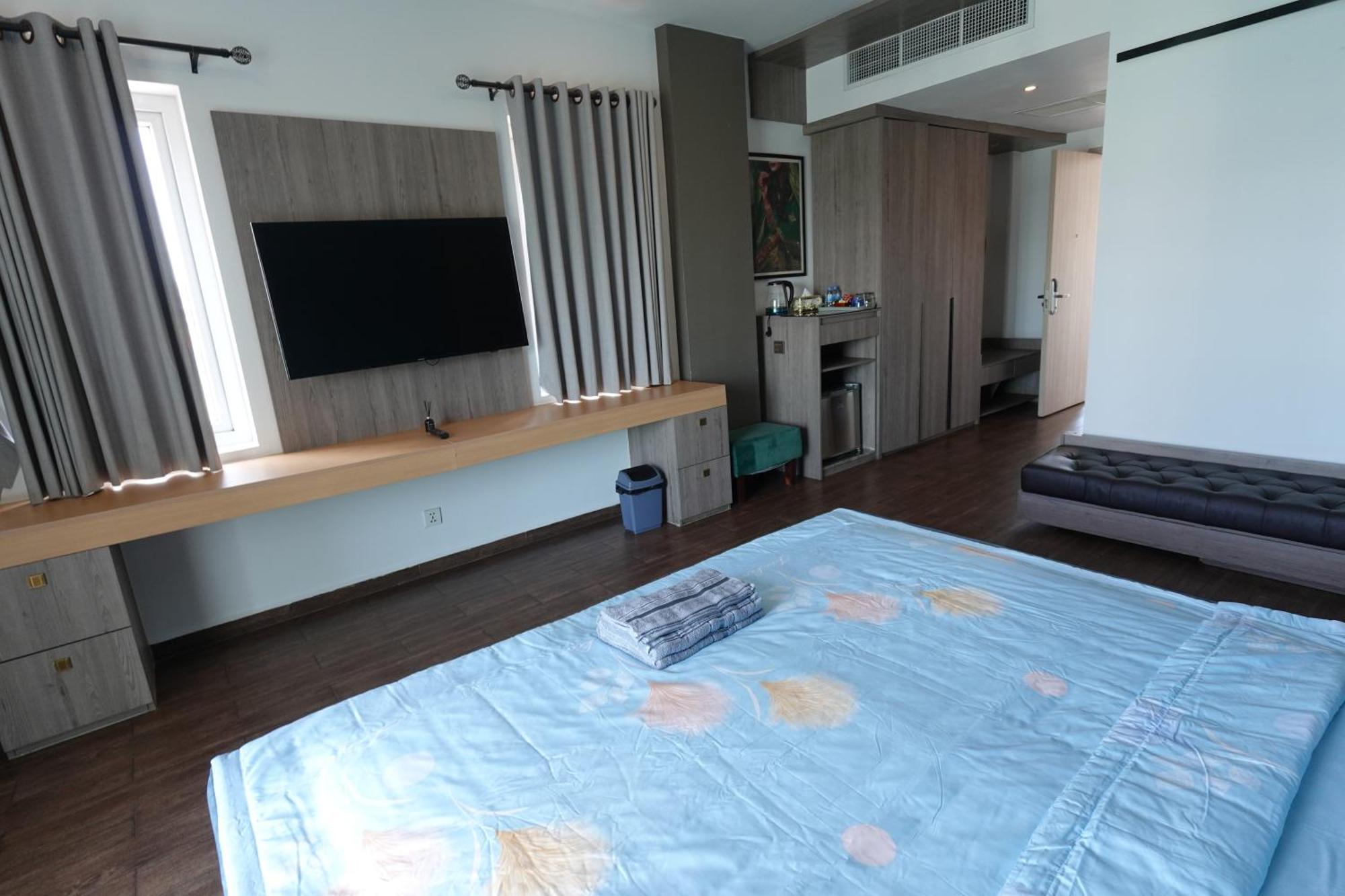 Chilchill Hotel Riverside Phnom Penh Exterior foto